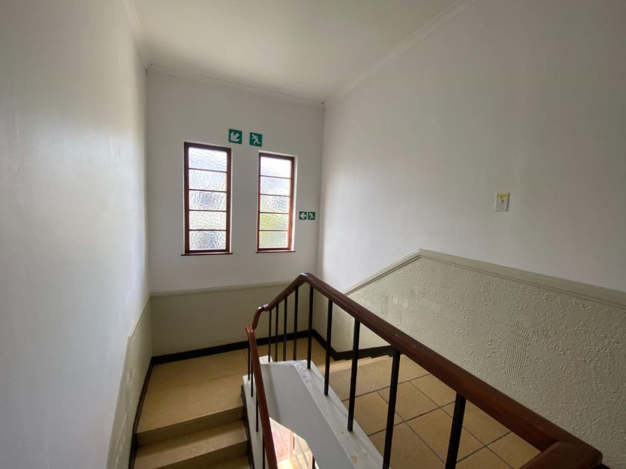 2 Bedroom Property for Sale in Mowbray Western Cape
